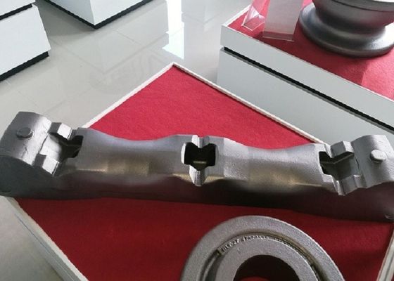 Parti di macchine agricole personalizzate in ghisa sferoidale FCD450 GGG45 con lunga durata