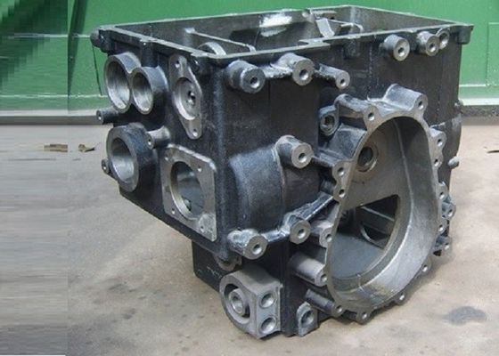 Parti di carrelli elevatori in ghisa OEM lavorate con piccola tolleranza di lavorazione per macchinari industriali