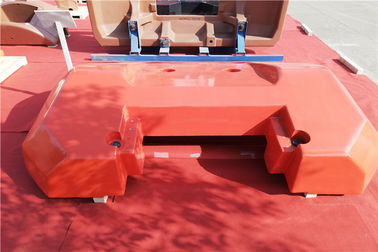 OEM un contrappeso da 34 tonnellate con la pittura di rivestimento per la capacità adeguata della gru anteriore